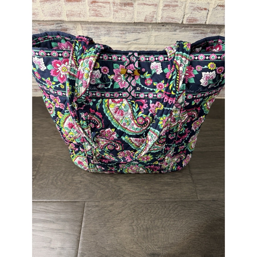 Vera Bradley Petal Paisley Pattern Large Shoulder Tote & Beach Bag